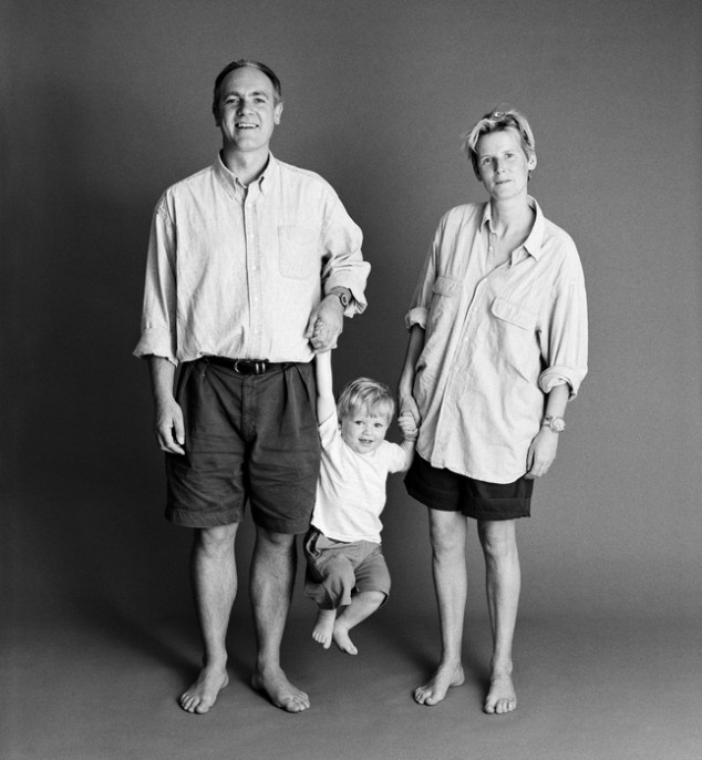 The-Family-by-Zed-Nelson-1993-634x686